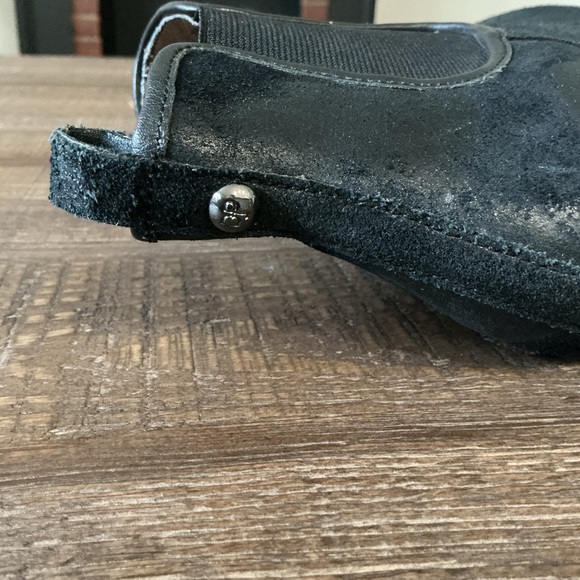 Donald J. Pilner Dillion Black Distressed Ankle Wedge Boots Size 6.5 - Picture 7 of 10